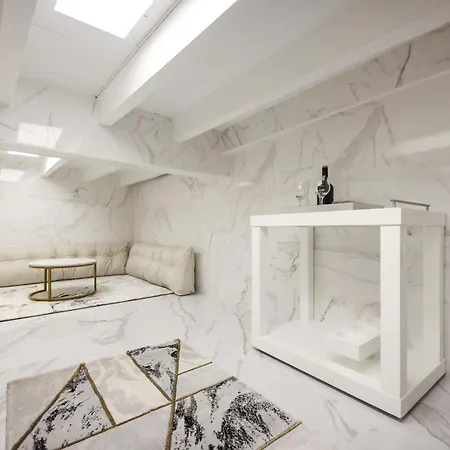 Appartamento Dina House