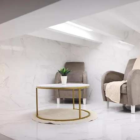 Appartamento Dina House *