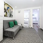 Dina House *